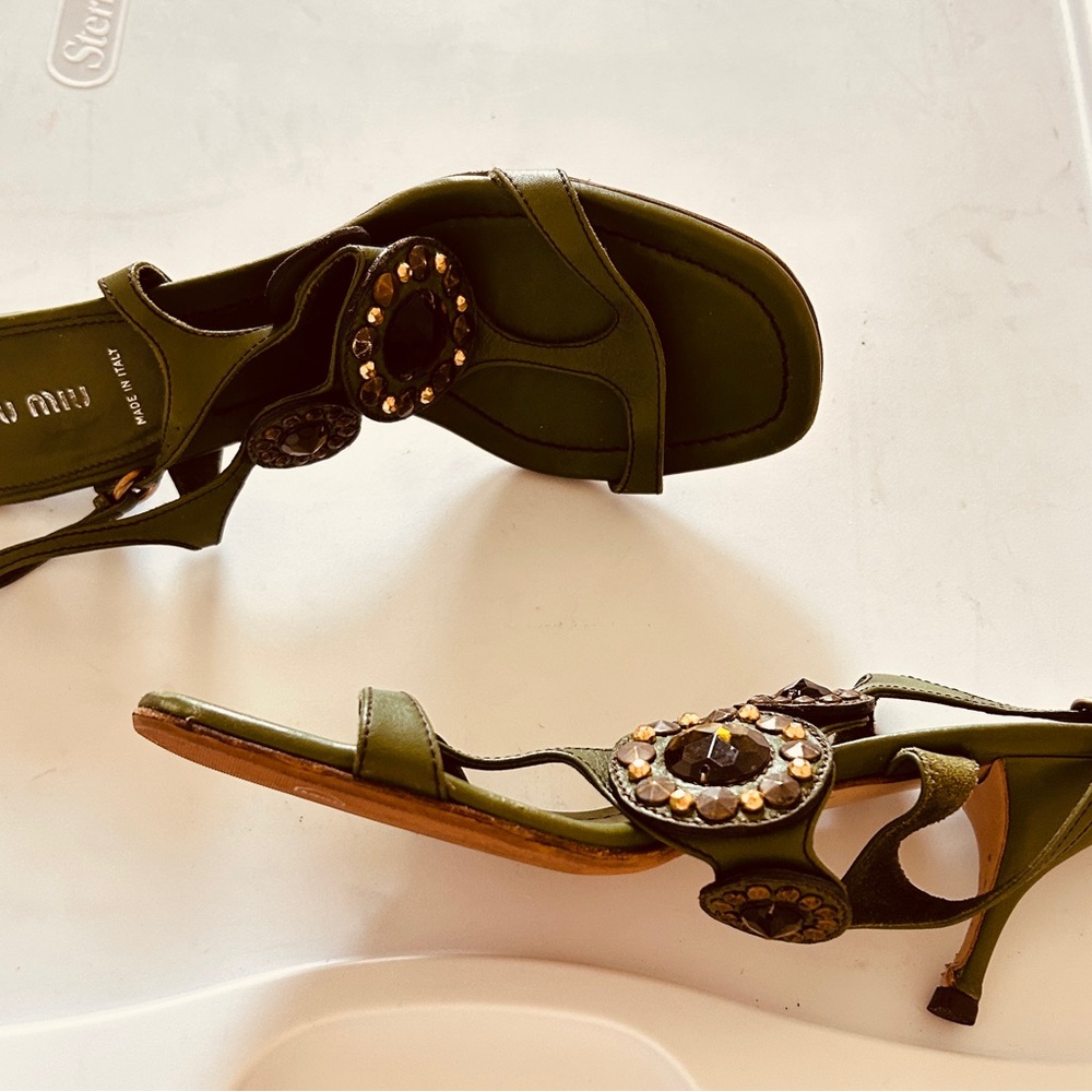 Miu Miu Green Elegant Heeled Shoes